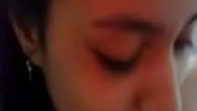 Porno pas d'inscription  La femme s'allume avec un collègue pendant que le mari extrait video erotique gratuit se promène autour des dames