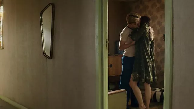 Porno pas d'inscription  La beauté coquine film erotique porno francais a réveillé l'invité avec sa langue et s'est donné pour le baiser