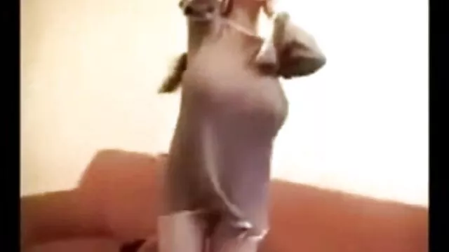 Porno pas d'inscription  Un bel homme d'affaires a encouragé les hommes à faire face à des video erotique amateur francais trous sucrés