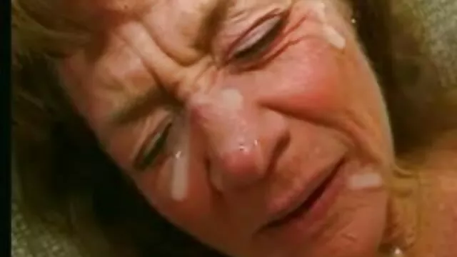 Porno pas d'inscription  Pauvre père film érotique complet gratuit séduit sa jeune fille en ayant se fille