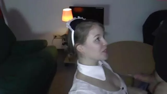 Porno pas d'inscription  Laggy femme en face de une crédule fille met un étranger sites de videos erotiques dans la nature