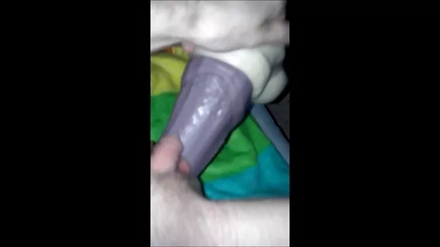 Porno pas d'inscription  Son petit ami a invité vidéo érotique hd son fils à rencontrer et inviter à se duck