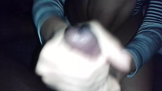 Porno pas d'inscription  Charmante blonde baisée avec film erotique x gratuit une queue de bite épaisse