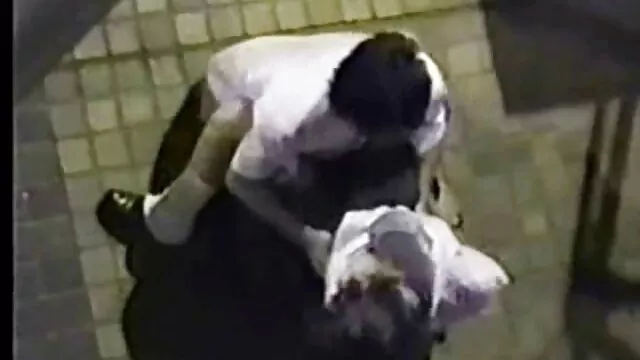 Porno pas d'inscription  Cette fille a film irotique gratuit été intervie autre dans un club de striptease et accidentellement couru à l'un de ses membres
