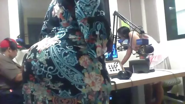 Porno pas d'inscription  J'ai baisé un voisin dans son dressing et il a été film erotique xxx puni pour avoir se canard